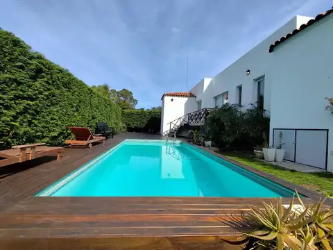 Venta hermosa casa con pileta Sierra de los Padres