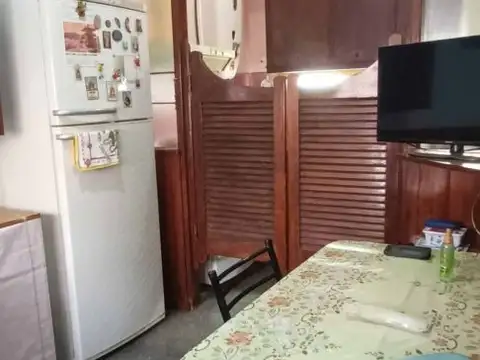 Depto Tipo Casa en Venta en Pompeya, USD 154.000