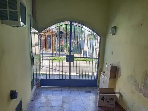 Casa en Venta en Carapachay, USD 230.000