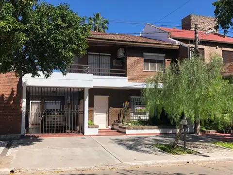 CASAS - CHALET - CENTRO, RESISTENCIA