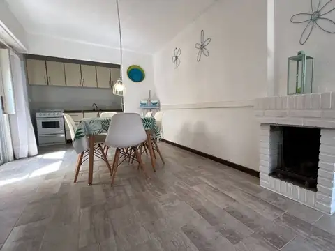 Casa 3 ambientes con 2 baños