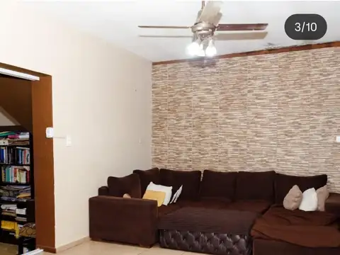 GRAN CASA A LA VENTA, HERMOSO BARRIO