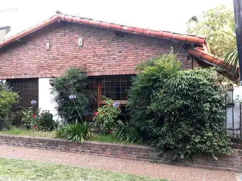 Chalet en Venta en Quilmes Oeste