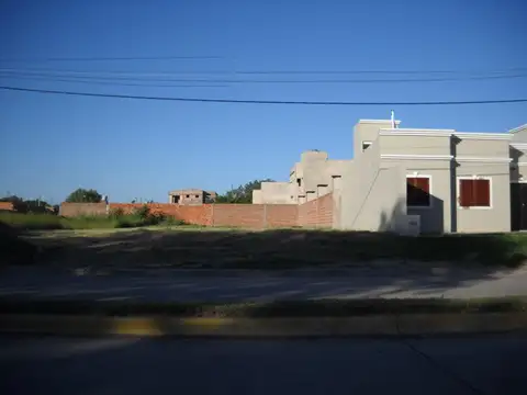 Terreno en Venta 40  mts Fondo