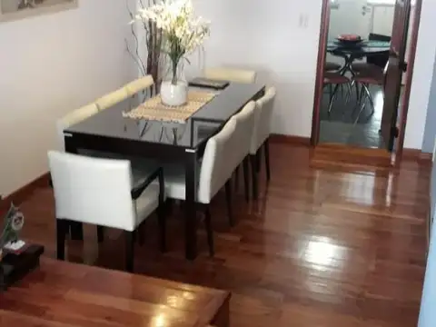 Depto Tipo Casa en Venta de 4 ambientes