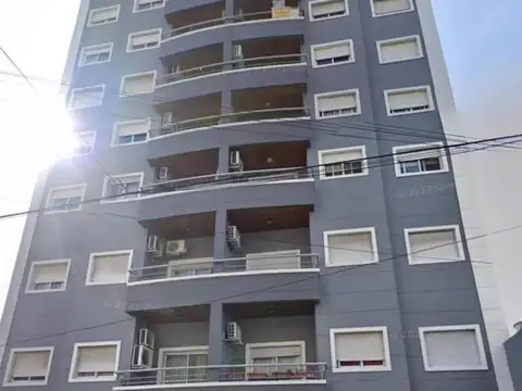 Departamento en venta - 2 Dormitorios 2 Baños - Lanús