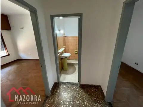 Depto Tipo Casa 3 ambientes con 1 baño