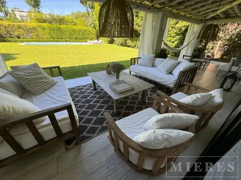 Casa en Alquiler de 4 dormitorios