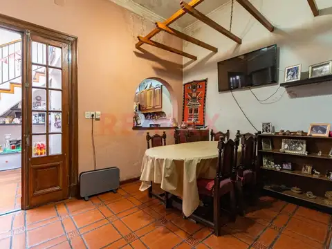 Casa 5 ambientes con 1 baño