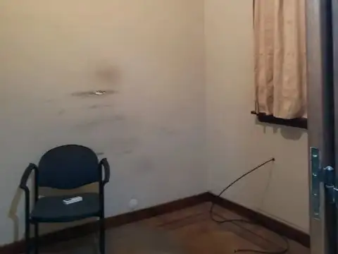 Av Pres Roque Sáenz Peña 1100, Piso 2