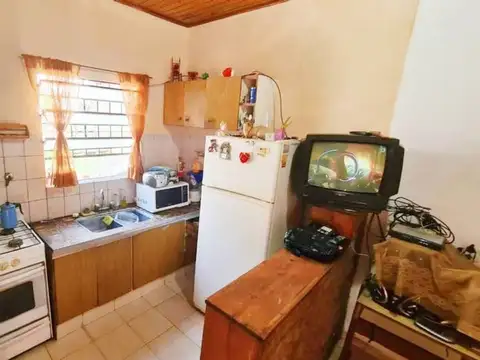 Casa 3 ambientes con 1 baño
