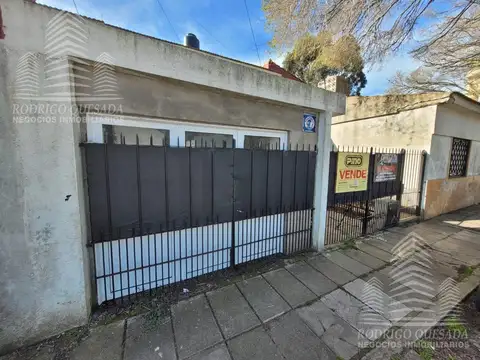 : 42 Nº515 Planta Baja 3 entre (5 y 6)