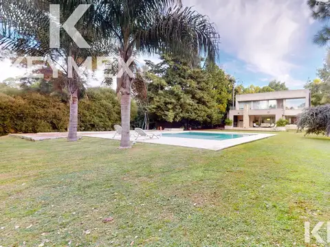 Casa en Venta en Club Miralagos, USD 500.000