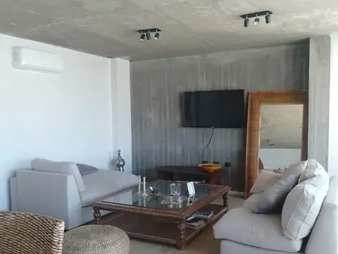 Casa en Alquiler Temporal en San Sebastian, USD 3.000