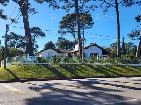 Casa en Alquiler Temporal de 9 dormitorios