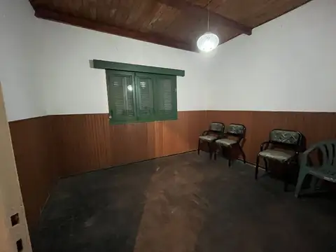 Casa 2 dormitorios en esquina