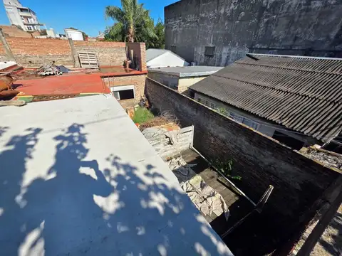 En Venta En Caseros Lote De 196m Con Losa F: 10390