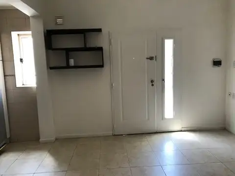 J Marmol 1000, Piso PB