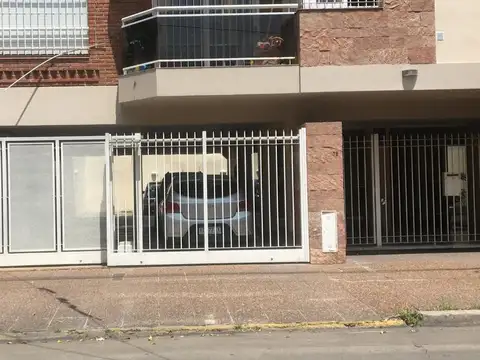 Cochera cubierta en venta en  Martinez