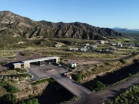 VENTA LOTE EN BARRIO PRIVADO MENDOZA NORTE