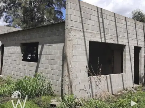 Galpon en Venta en San Nicolas De Los Arroyos, USD 1