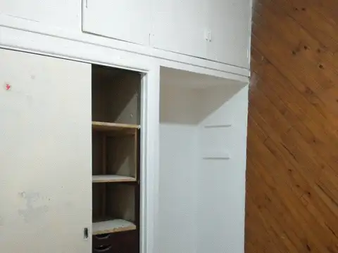 Casa 5 ambientes con 1 baño