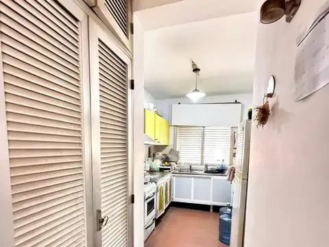 Casa en Venta con 10 cocheras