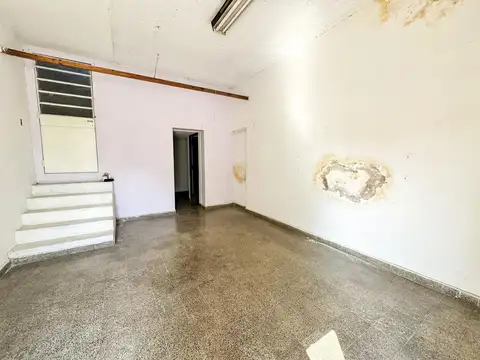 Local en Venta en Tiro Suizo, USD 100.000