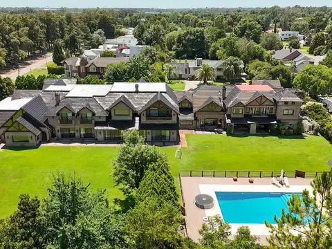 CASA EN VENTA COUNTRY SAN DIEGO IMPACTANTE AMOBLAD