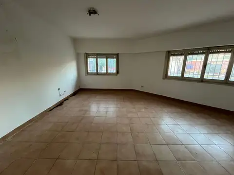 Casa 4 amb. Planta Baja. - VENTA