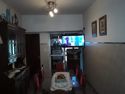 Casa 7 ambientes con 3 baños