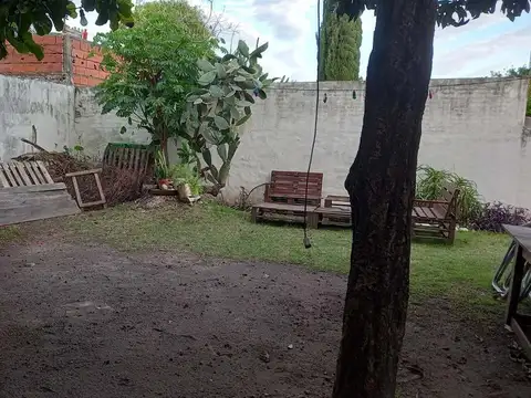 Terreno en Venta en Alto Alberdi, USD 207.000