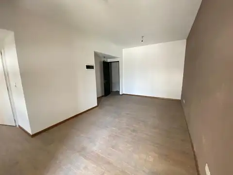 Venta Departamento 2 Ambientes con Balcón – San Martín Centro