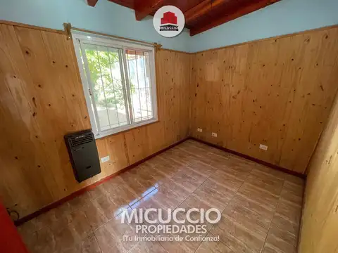 Casa en venta, Hipólito Yrigoyen 188, a metros de Av. 25 de mayo, Escobar centro