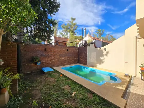 DUPLEX CON 4 DORMITORIOS Y 3 BAÑOS - EXC UBICACION