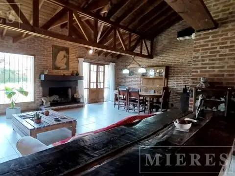 Casa en venta Calle Los Castaños , Los Ñanduces