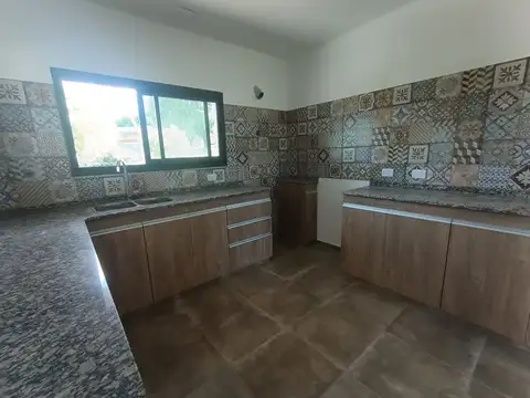 Casa en Venta con 1 cochera