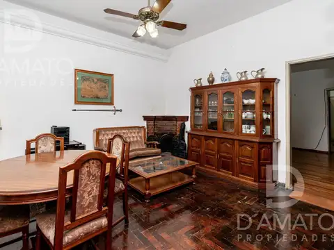 Casa en Venta con 1 cochera