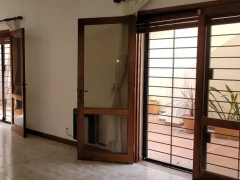 Casa en Venta en Arroyito, USD 180.000