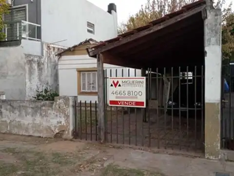 Casa X 2 A Reciclar - Ideal 2 Flias O Inversor - Villa Tesei