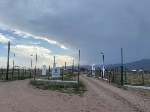 Lote de 1.000 m² en Venta – Viñedos del Piedemonte