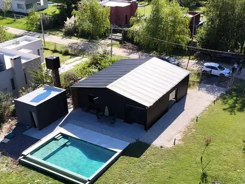 Casa en venta en Barrio Los Pinos, Exaltacion de la Cruz