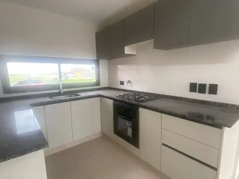 Venta dúplex 2 dormitorios mas escritorio en docta