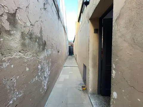 Depto Tipo Casa 2 ambientes con 1 baño