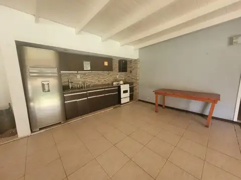 Casa en Venta en Zarate, USD 130.000
