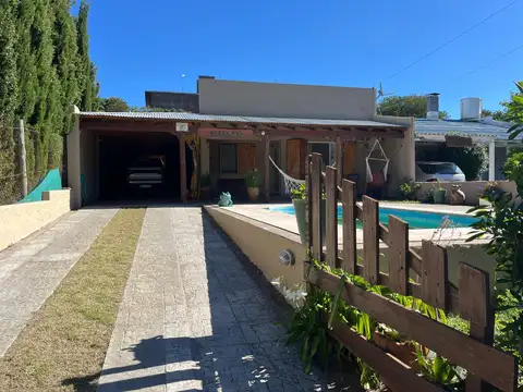 sauce grande( calle mar del plata 1 cuadra del mar) 100