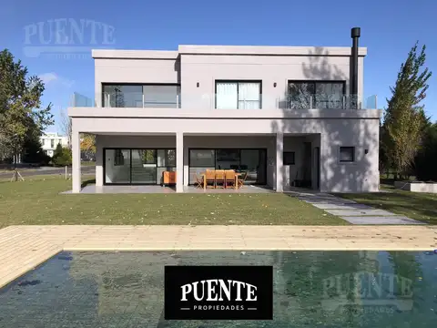 Casa a estrenar a la venta en San Eliseo Golf