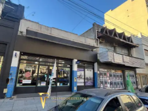 Av. Rivadavia al 10700