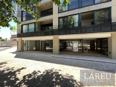 Local en Alquiler en Countries y Barrios Cerrados en Pilar, $ 800.000