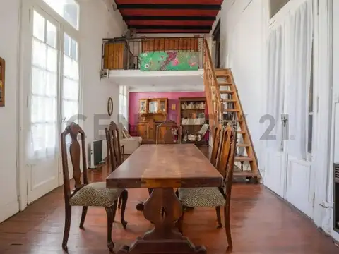 Adolfo Alsina 3100, Piso 1